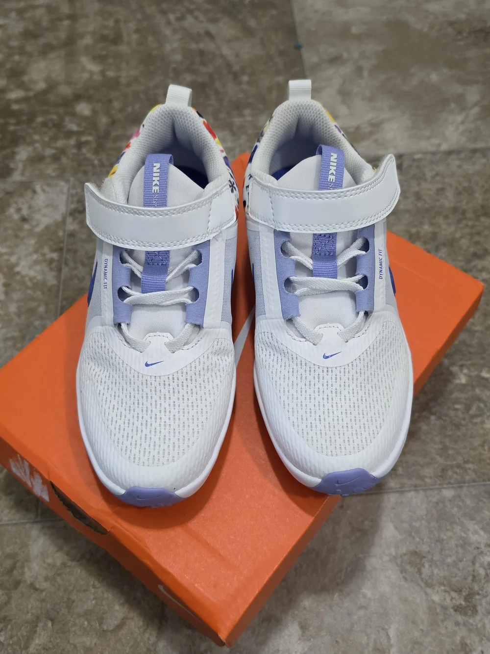 Nike Star Runner 5 / Kids Size 13C